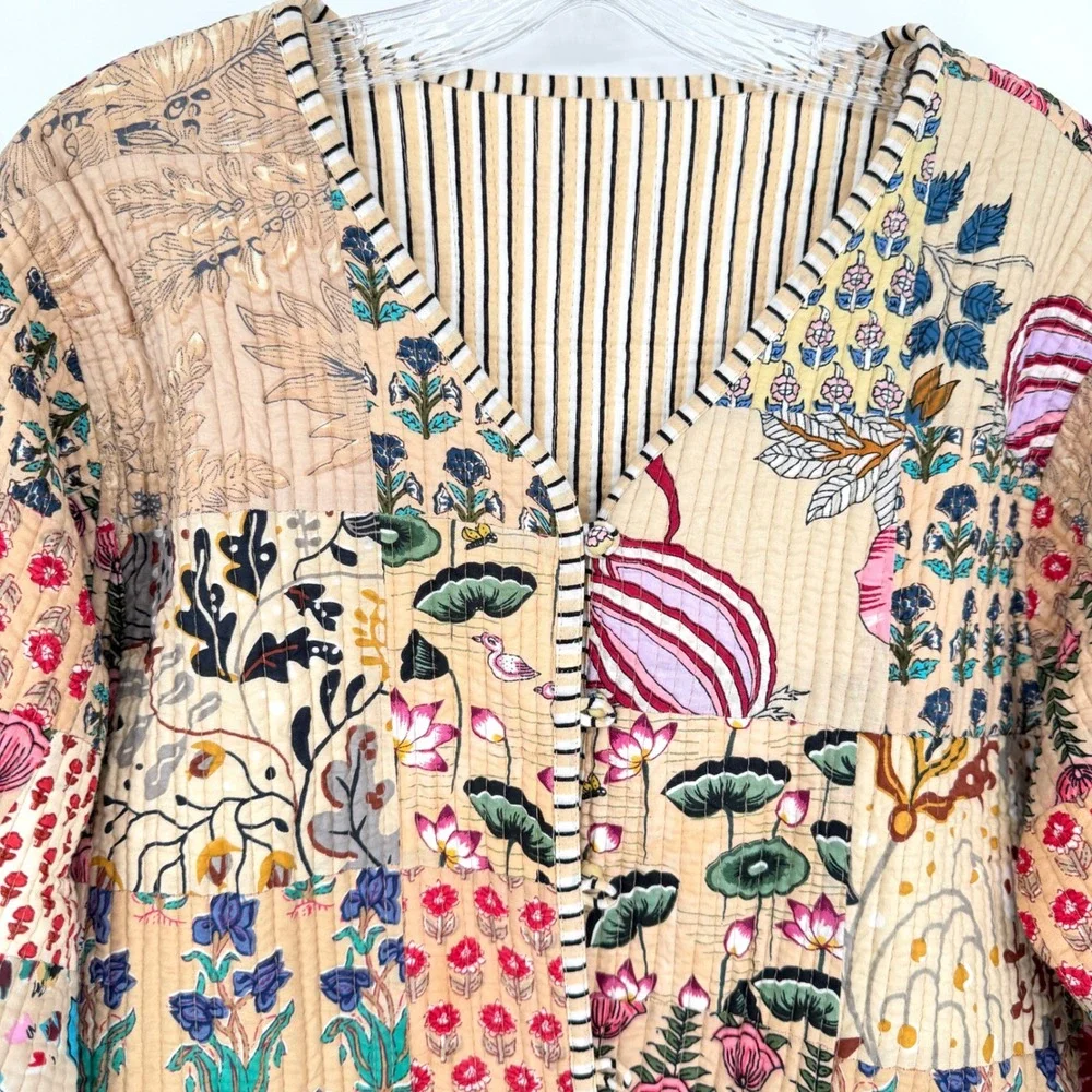 Reversible Quilted Patchwork Jacket Tan Multi Floral Kantha Style Button Front M - Picture 6 of 13